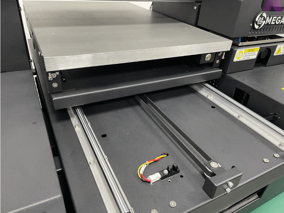 PLOTTER CAMA PLANA UV MEGAJET DE 40X60CMS CON 2 CABEZALES i1600 CMYK + W + V - Imagen 11
