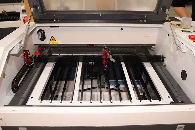 MAQUINA DE CORTE Y GRABADO LÁSER CNC 600X400MM RECI W1 80W - Imagen 20