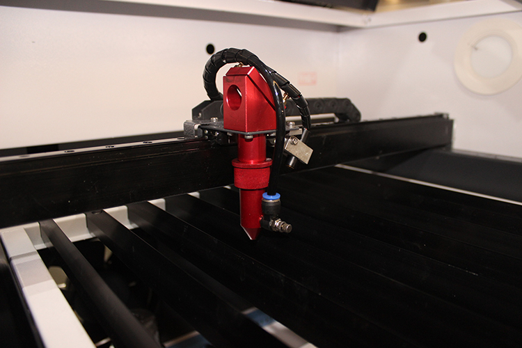 MAQUINA DE CORTE Y GRABADO LÁSER CNC 600X400MM RECI W1 80W - Imagen 24