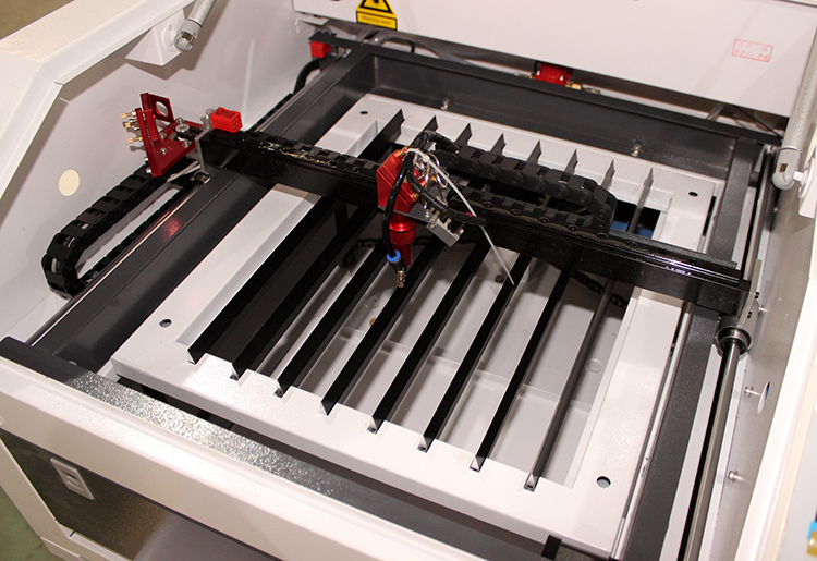 MAQUINA DE CORTE Y GRABADO LÁSER CNC 400X400MM 50W CON SISTEMA RUIDA 6445 Y CHILLER CW-3000 - Imagen 21