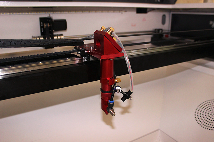 MAQUINA LÁSER CNC PARA CORTE Y GRABADO 1300 X 900MM 130W LINEA PRO - Imagen 12