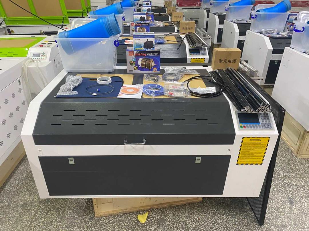 MAQUINA DE CORTE Y GRABADO LÁSER CNC 900X600MM RECI W2 100W CHILLER 5200 - Imagen 3